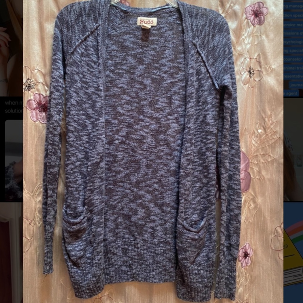 Navy blue cardigan with pockets